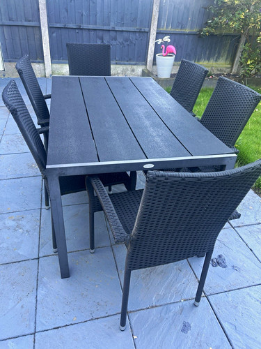 Black rattan effect - black,