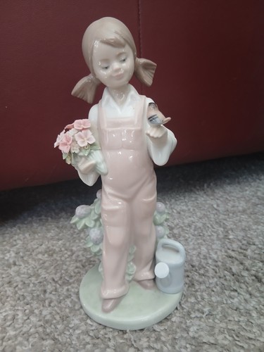 Ladro figurine spring - ladro,