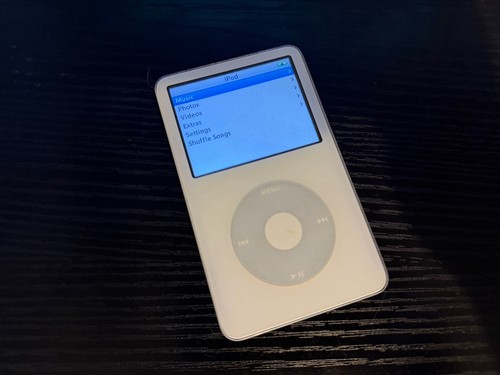 Apple ipod classic 5th - classic,