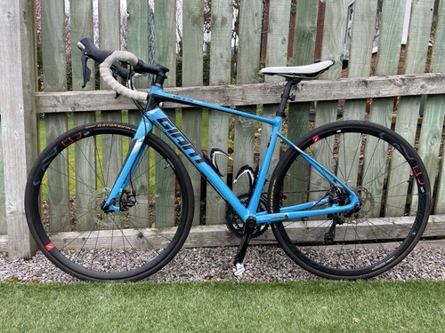 Giant defy road bike - giant,