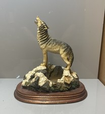 Vintage Wolf Figurine Leonardo 