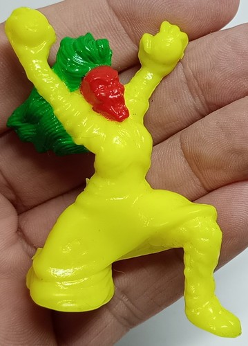 Monster pocket series 4 - my,