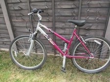 RALEIGH MINX LADIES/GIRLS BIKE 18 SPEED 26 WHEELS 17 IN FRAME