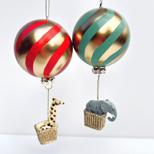 Wooden bauble with resin - wooden,