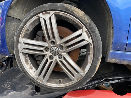 Genuine golf r - 09-14, vw