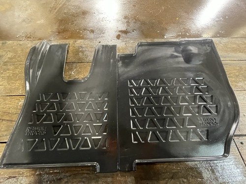 Renault truck rubber floor - truck,