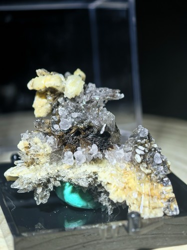 Rare creedite mineral specimen - rare,