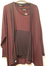 New Black/red stripe Doris