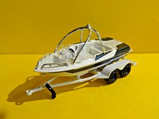 MALIBU WATER SKI SPEED BOAT W/