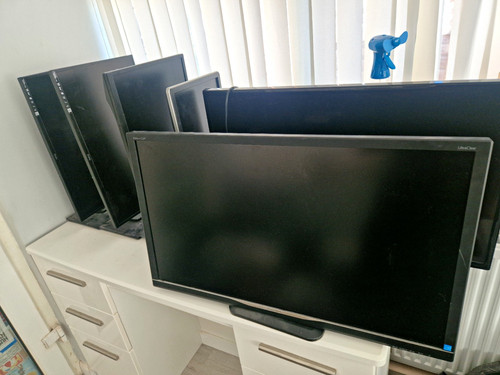 Joblot screens and - screens,