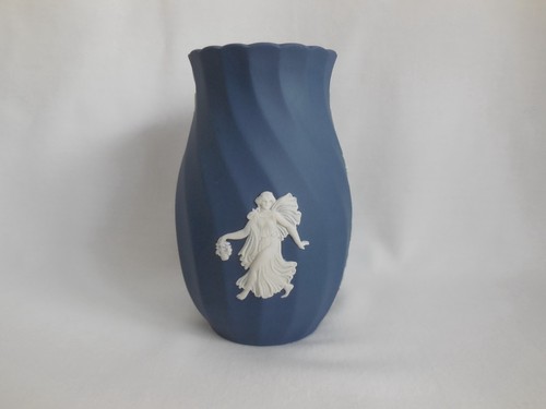 Wedgwood portland blue - blue, swirl
