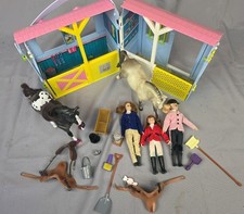 Breyer Pony Gals Stable And Horses