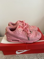 Women’s Pink Nike Air Max 90