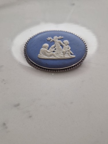 Golden wedgewood jasperware - wedgewood,