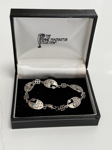Stunning celtic rennie - celtic,
