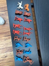 18 x Kelloggs cereal premium toys 1950s Sugar Smacks Robin Hood Circus Noddy etc