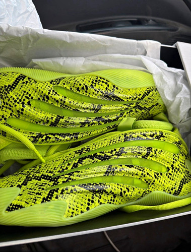 Adidas harden volume - harden,