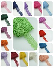 FCL 2Y 3 Cm Wide Daisy Lace