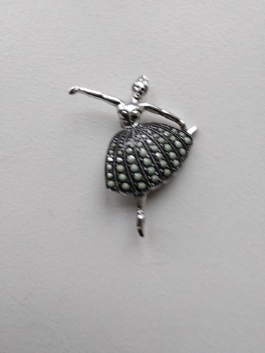 Vintage costume jewellery - jewellery, a