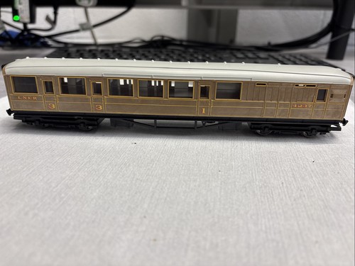 Hornby lner teak brake - hornby,