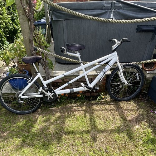 Viking white tandem bike 26in - white,