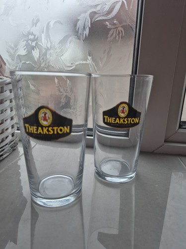 Theakston glass pint - theakston,