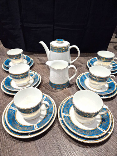 Elizabethan lucerne bone china - elizabethan,