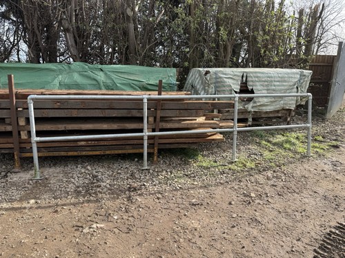 Galvanised steel hand railing - galvanised,