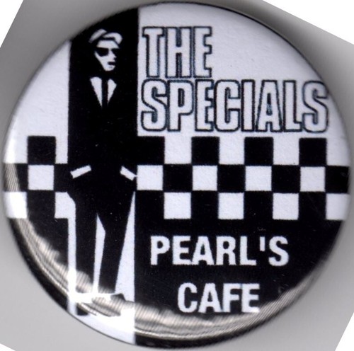 Pearl cafe pin button - pearl's, badge