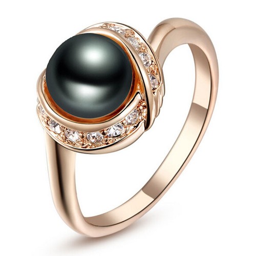 Rose gold plate made with - rose,