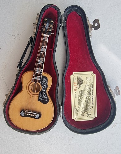 Miniature gibson 200 guitar - j-200,