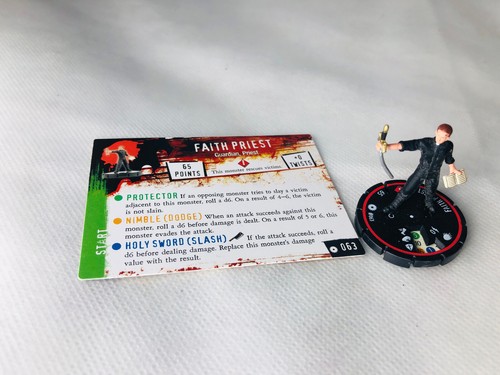 Horrorclix priest 063 - #063, red