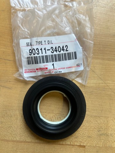 New genuine toyota yaris - toyota, iq