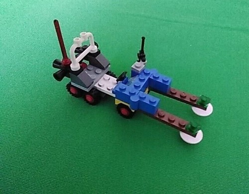 Lego space mineral detector - lego,
