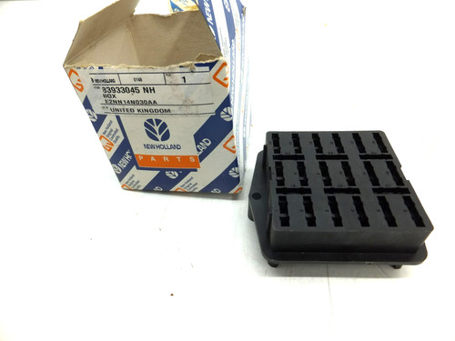 83933045 fuse box fits - ford, &