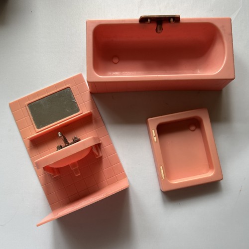 Vintage 1970 lundby dolls - vintage,