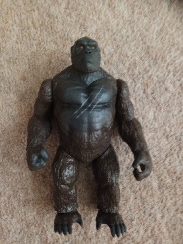 King kong action figure - action,