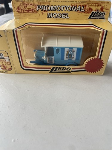 Lledo model ford van - lledo, t