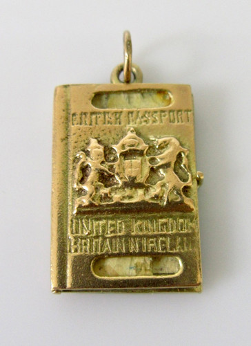 9ct gold charm - gold,