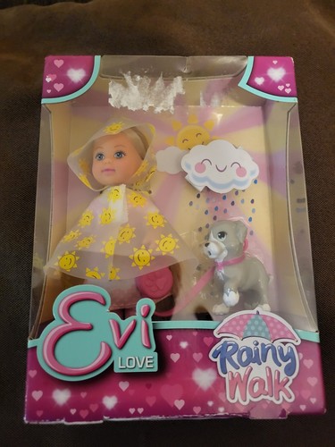 Evi love rainy walk - love,