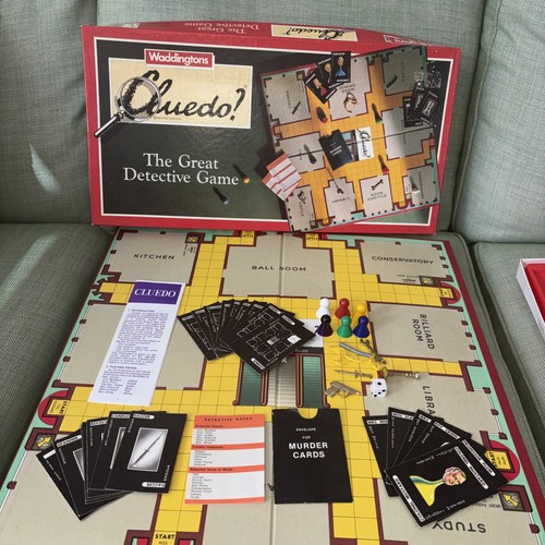 Waddingtons cluedo board game - waddingtons,