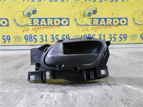Interior front left handle - front,