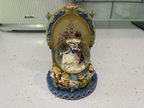 Disney theme parks snow white - disney,