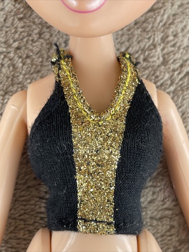 Bratz doll clothes step - step, out