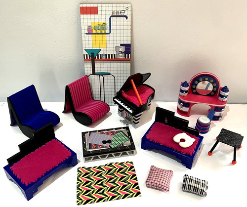Omg lol doll house furniture - lol,