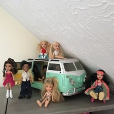 Bratz lil dolls mini VW
