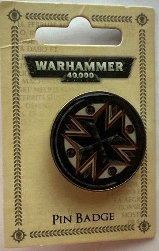 Black templars metal pin badge - metal,
