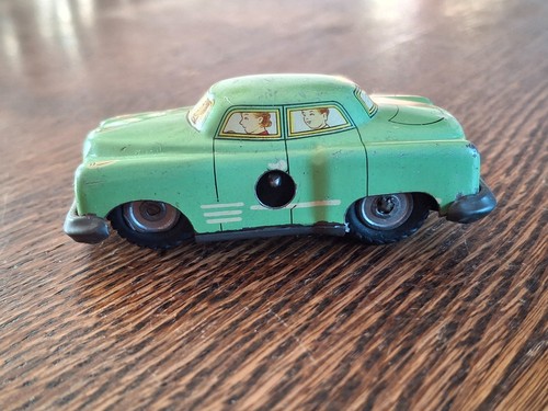 Small vintage tin - , plate