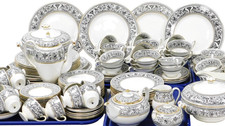WEDGWOOD FLORENTINE BLACK
