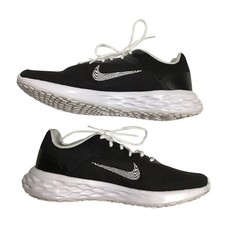 Nike Women's Revolution 6 Next
